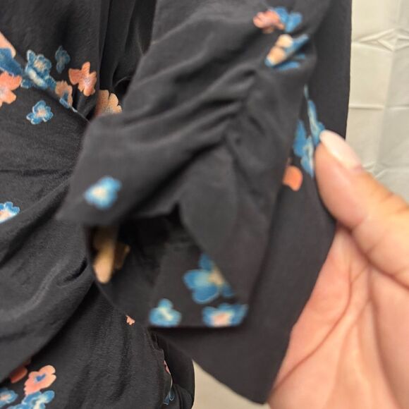 Witchery Floral Silk Dress Navy - Picture 6 of 11